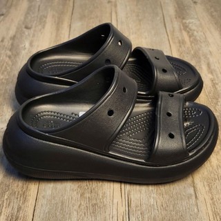 Crocs Unisex Classic Crush Sandal