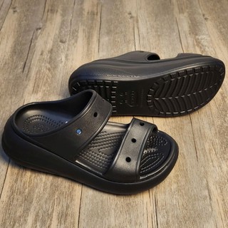 Crocs Unisex Classic Crush Sandal