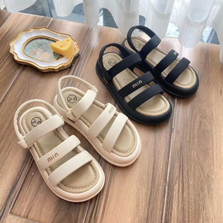 Sandal nữ QCCC quai ngang da mềm dáng đẹp cho học sinh, công sở, bà bầu