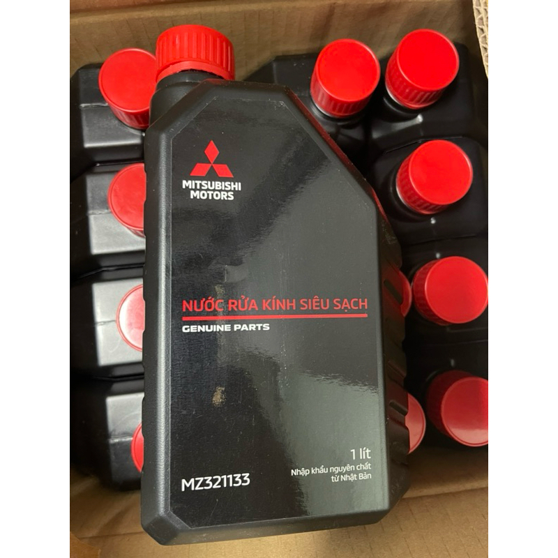 Nước rửa kính ô tô chính hãng Mitsubishi (MZ321133)