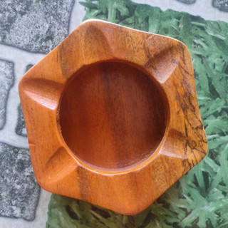 Gạt tàn thuốc gỗ tròn trang trí