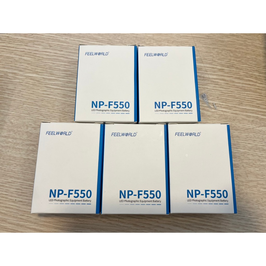 Pin Feelworld NP-F550