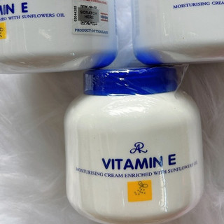 Combo 3 hộp kem vitamin e nắp xanh 200g
