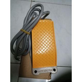 HY-103_Công tắc bàn đạp hanyuong HY-103N 10A-250vac
