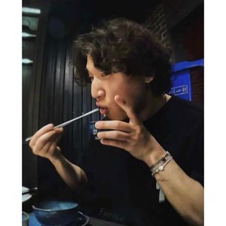 Cheap moment with Dae Sung oppa - Vòng đeo tay thời trang nhiều màu sắc handmade BIGBANG - V.I.P