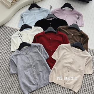 Áo len montogi tay cộc cúc tròn tiểu thư