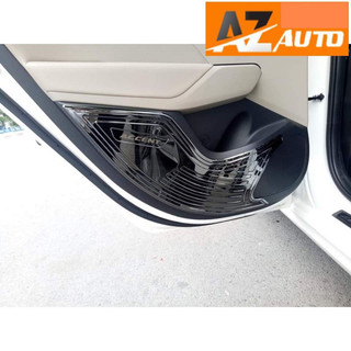 Ốp chống xước cánh cửa Hyundai Accent, Ốp tapli cửa Hyundai Accent 2018 -2024 vân titan cao cấp