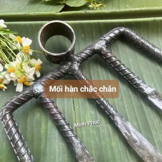 Cào 5 răng (cào đất, cào cỏ, cào phân ...) làm từ thép xoắn