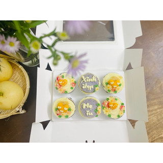 Set cupcake Bông Lan Trứng Muối.