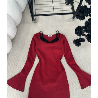 ĐẦM BODY ĐỎ TAY LOE DÀI PHỐI 2 DÂY ĐEN