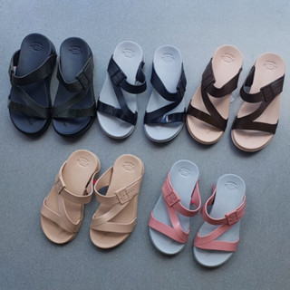 dép quai ngan nữ, hàng thái lan, chất liệu cao su, quay nút siêu bền, đế mềm mang êm chân, size từ 35-39.