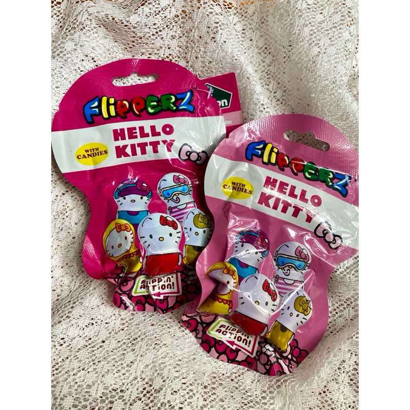 Kẹo lật đật Hello Kitty Flipperz