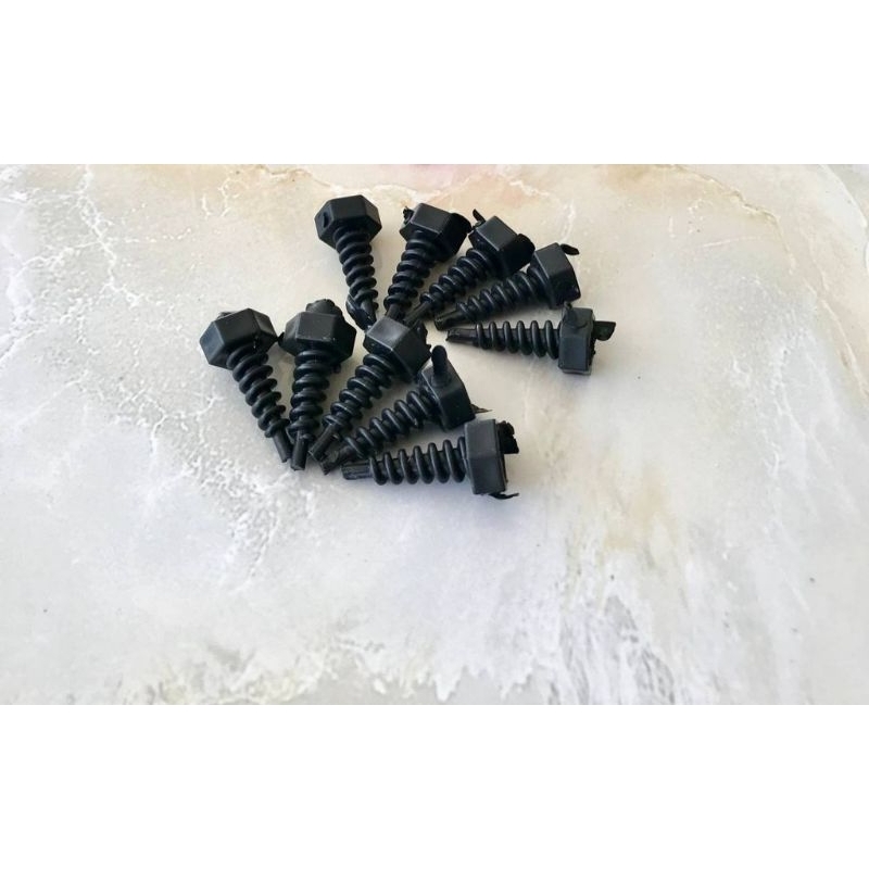 Đinh ốc cố định bầu ươm cây V6