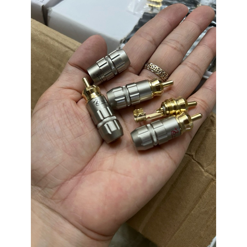 Jack(rắc)Hoa sen-AV gold snake đơn giá 1 chiếc