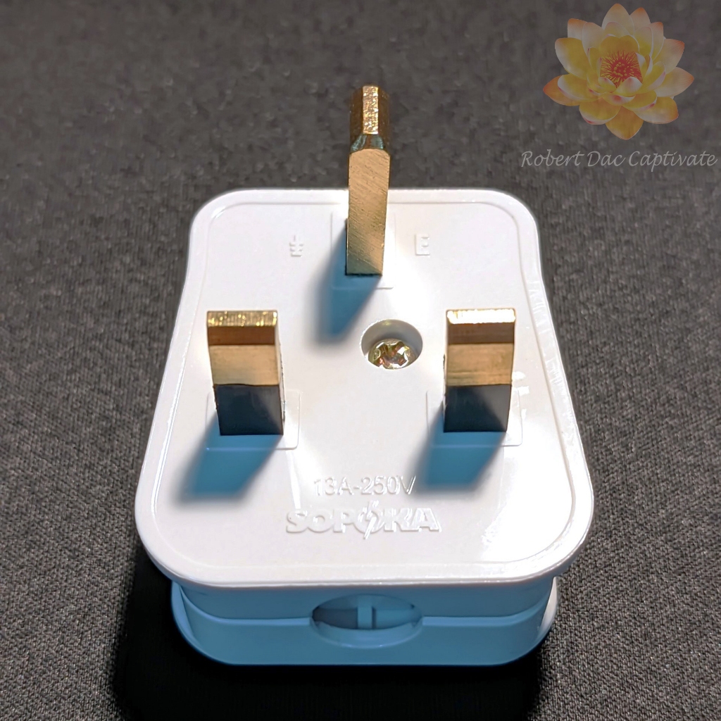 Phích cắm 3 chân chuẩn Anh có cầu chì 13A (UK Standard Plug)