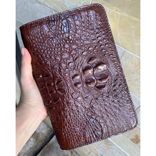 Clutch 1 kéo khoá số da cá sấu thật cá sấu gò vấp