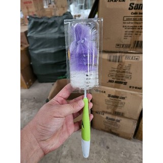 Cây rửa ly, rửa bình sữa đầu bằng lông cước nhiều màu.