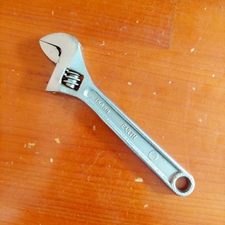 Mỏ lết size 150, hàng bãi nhật.