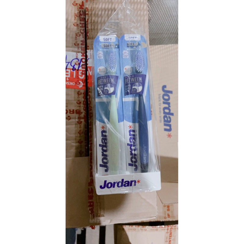Combo 12 bàn chải đánh răng JORDAN Clean between