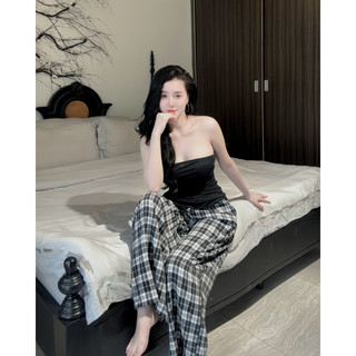 Set áo cúp ngực vạt chéo có dây rút chiếc eo phối quần lụa