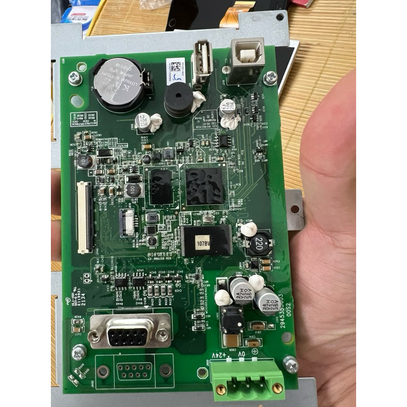 điện công nghiệp MAIN HMI DELTA DOP-107BV