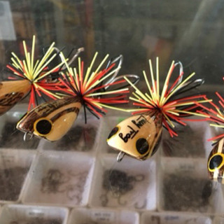 Mồi lure Lucky Classic made in Thailand. Cực kỳ nhạy cá.