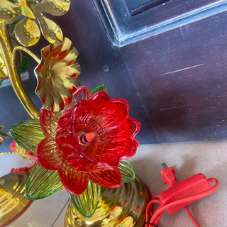 ĐÈN THỜ HOA SEN 3 tầng 50cm ( 1 đôi )