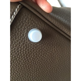 Bọc chân đinh túi Hermes Lindy 26/30/36 cao cấp full szie Siêu bền