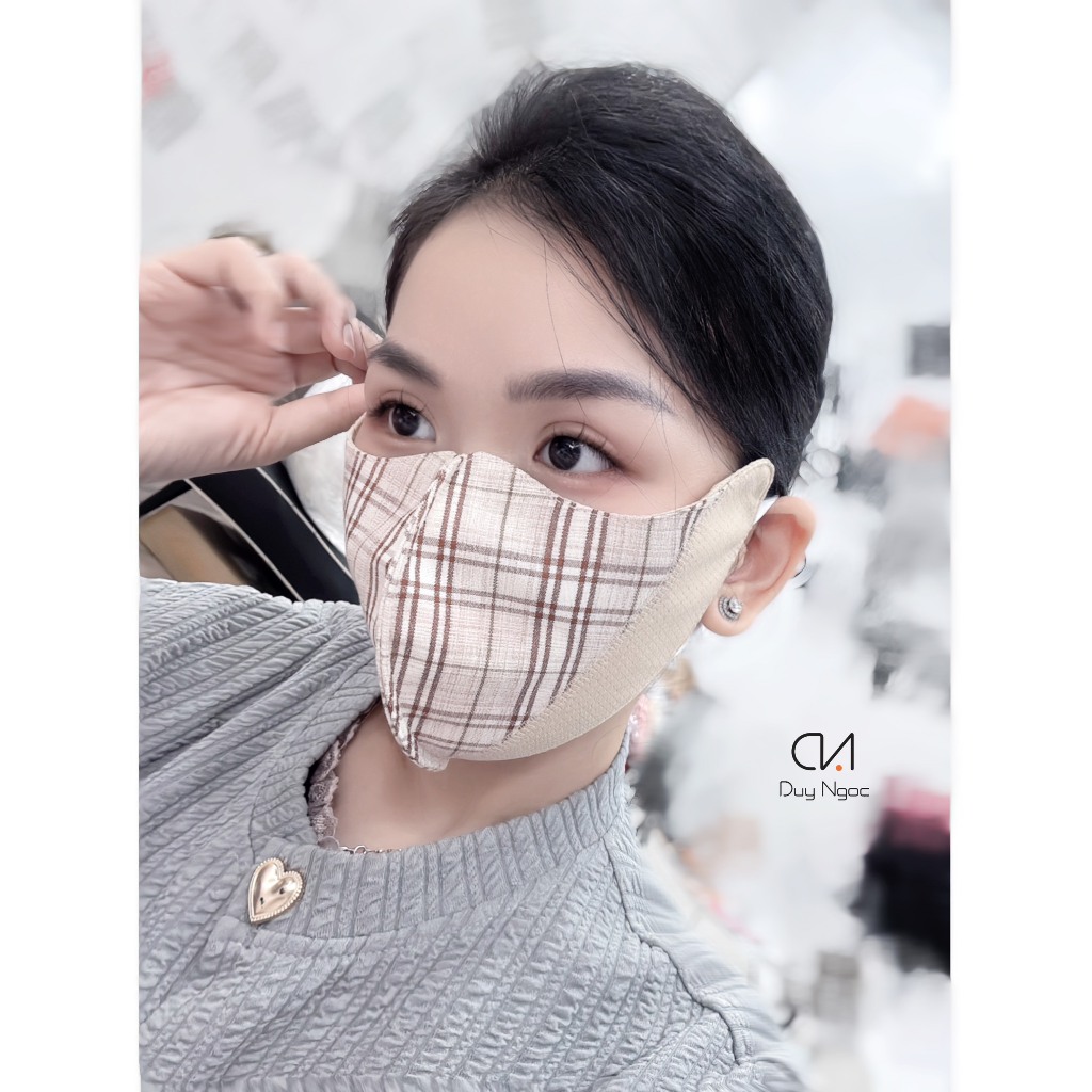 Khẩu trang Vải 9A Caro cao cấp Duy Ngọc, 4 lớp dày dặn - Thoáng khí dễ thở, Chống tia Uv, Lọc bụi kháng khuẩn (6200)