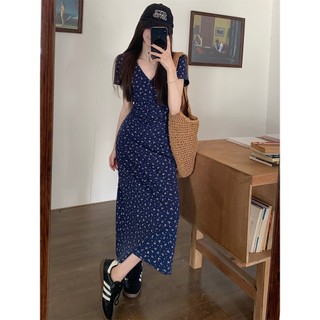 Đầm nữ xinh thiết kế ngắn tay cổ V hoạ tiết hoa nhí màu xanh hải quân phong cách cô nàng trẻ trung cá tính
