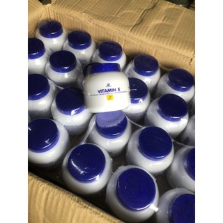 Kem dưỡng Vitamin E Thái Lan