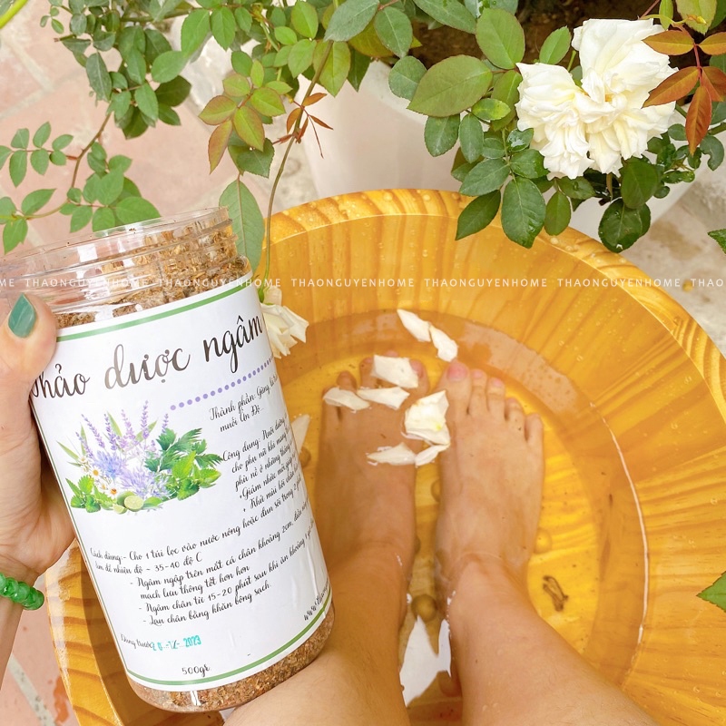 Thảo dược ngâm chân