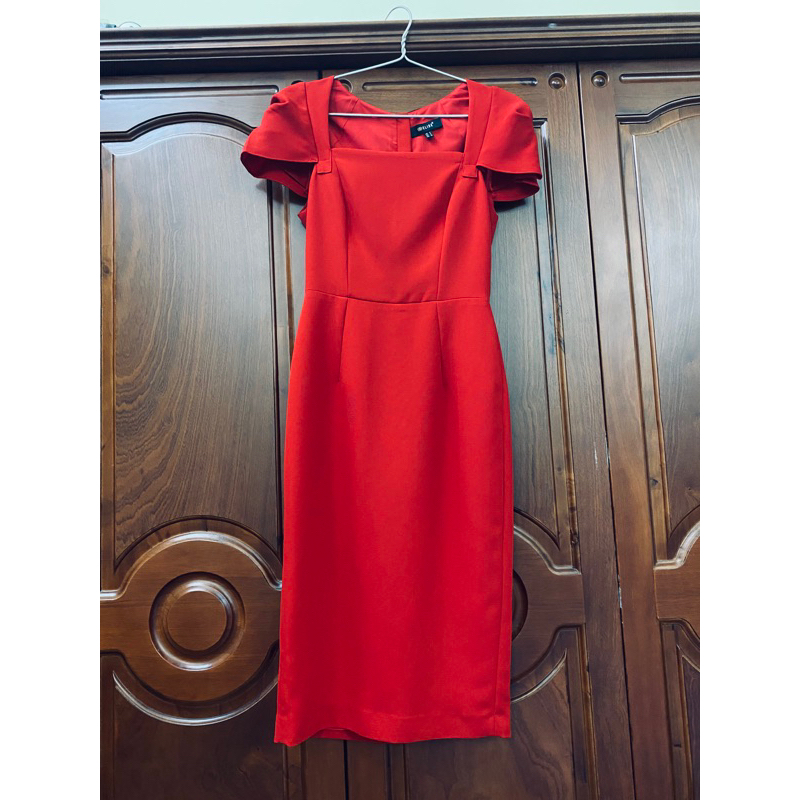 Đầm elise size S new 98%