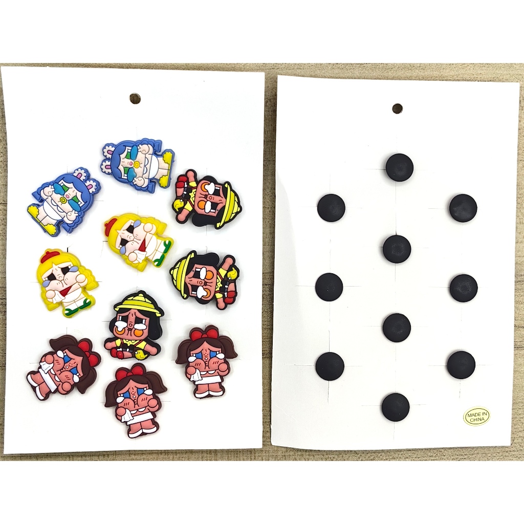 Charm sticker CRYBABY gắn dép Crocs Jibbitz