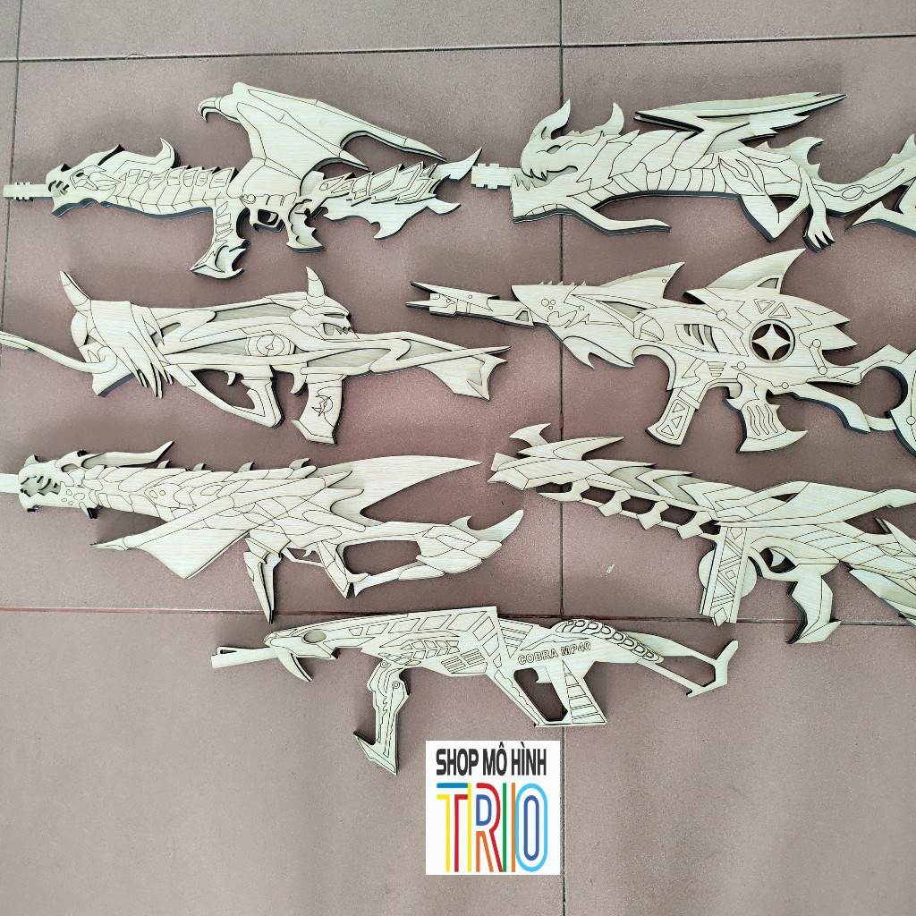 Đồ Chơi Mô Hình Các Mẫu Skin Trong Game Free Fire Có Tặng Kèm Đế Gác Có Tỉ Lệ Lớn Và Nhỏ.