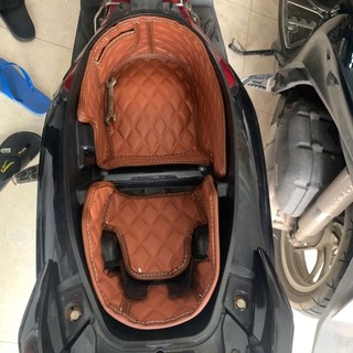 Lót cốp da cho xe Honda Air Blade 125cc (từ năm 2013 tới năm 2019) Có túi thêu Logo Honda Cực đẹp
