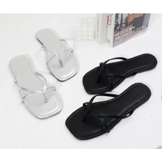 💕💕SIÊU PHẨM GIÁ RẺ- dép kẹp nữ mũi vuông quai trơn phối dây ngang [ hàng may sẵn] 2 màu Bạc-Đen