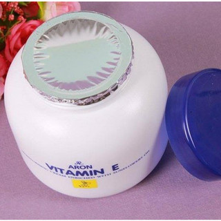 Kem dưỡng ẩm vitamin E[ Hàng thailand Chính Hãng ] 200g