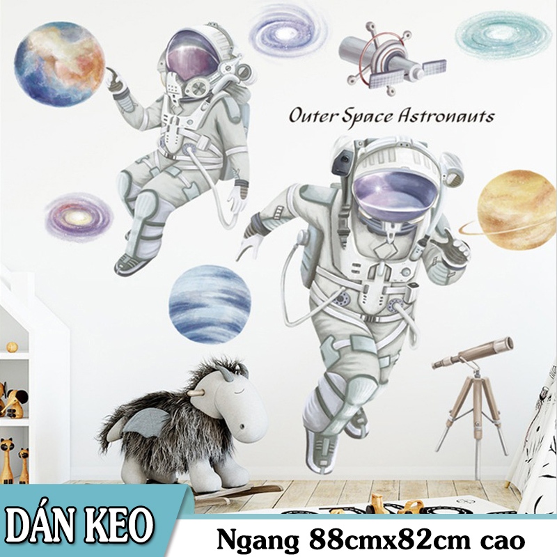 Decal trang trí tường - Cặp đôi phi hành gia lơ lửng
