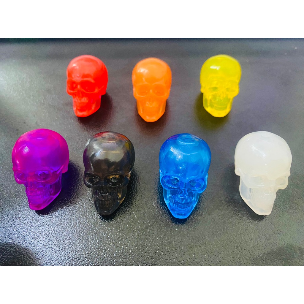 Mô hình phụ kiện đầu lâu MEZCO tỷ lệ 1/12