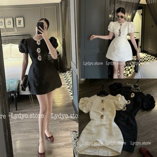 ( SALE )Váy đầm xẻ khoét ngực, xẻ ngực thiết kế mặt đá đính đá, cao cấp sang chảnh dự tiệc tay bồng chất tafta tiệc cưới