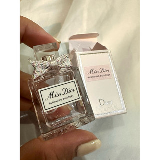 Nước hoa Miss Dior mini 5ml Eau de Perfume - Eau de Toilette