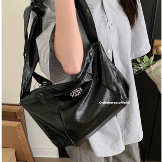 Có sẵn - Túi Nich & Nicole Square Shoulder Bag