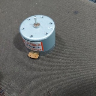 Mô tơ 12V ( MoTo )- Giá 1 Cái ( 3×2.5cm)