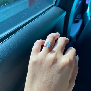 Nhẫn Nữ Đính Đá Oval Crown