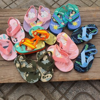 Dép Kẹp, Dép Xỏ Ngón Cho Bé Trai Bé Gái Xinh Xắn Mùa Hè Đi Biển Đi Học Cho Bé  đế có rãnh chống trơn trượt tốt DXN