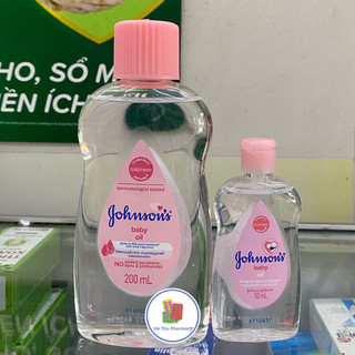 Dầu massage cho bé Jonhson’s baby oil