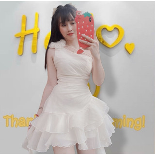 [KC1524] - ĐẦM LỆCH VAI TUA RUA KÈM TAG HOA