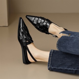 Phúcminh [TH05] Giày Sục Nữ Dây Đan Có Hậu Phong Cách Mới PHOM RỘNG Đế Đúc Liền Khối Cao 2,5cm Da Lì Mềm Màu Đen Size 35