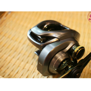 Máy ngang SHIMANO CURADO DC